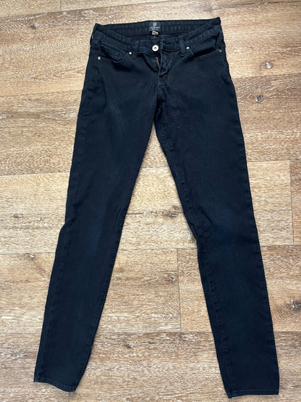 Just Black - Skinny Jeans Sz 26